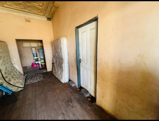 14 BEDROOM HOUSE FOR SALE IN GERMISTON STATION